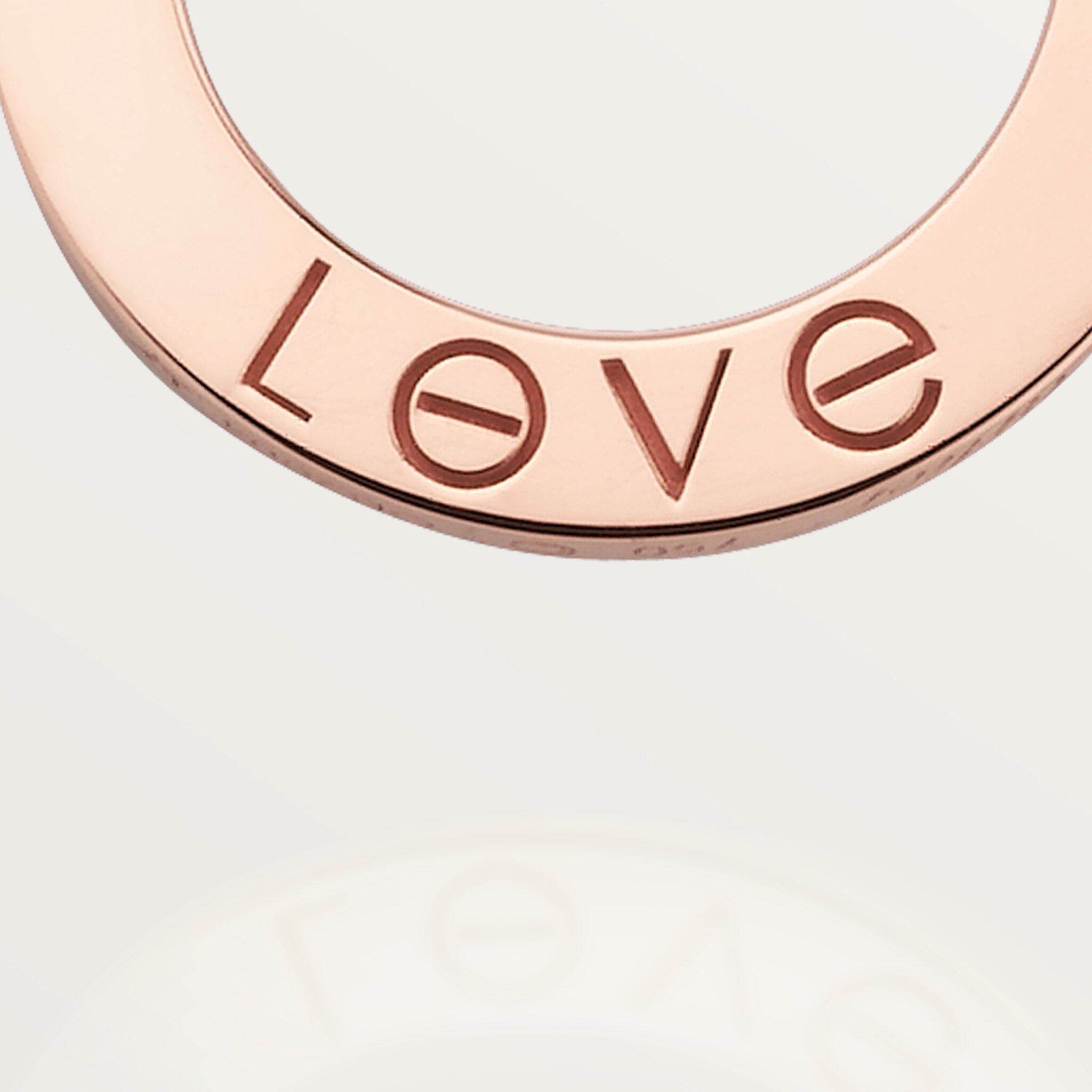 LOVE 펜던트