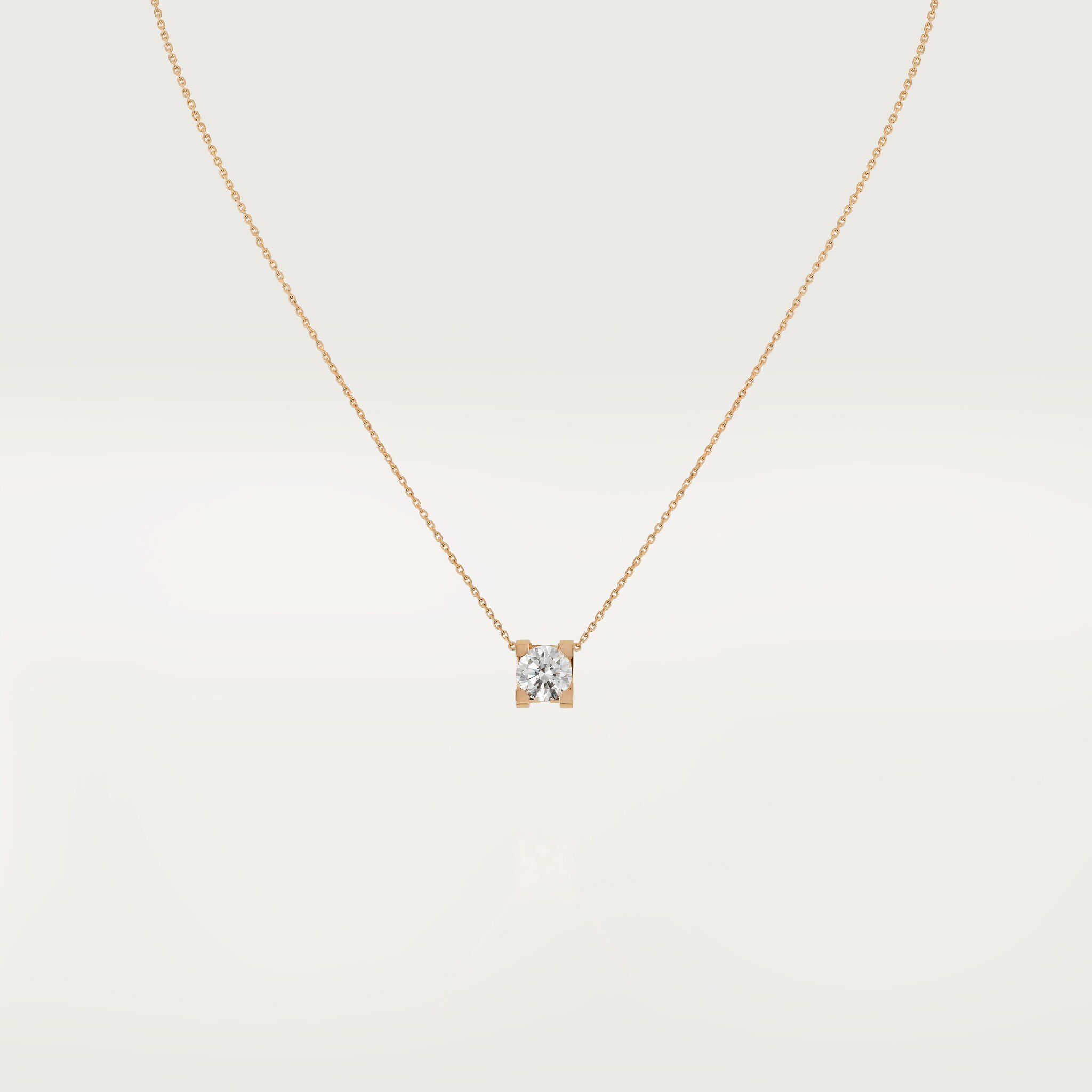 C 드 까르띠에 펜던트, 브릴리언트 컷 다이아몬드